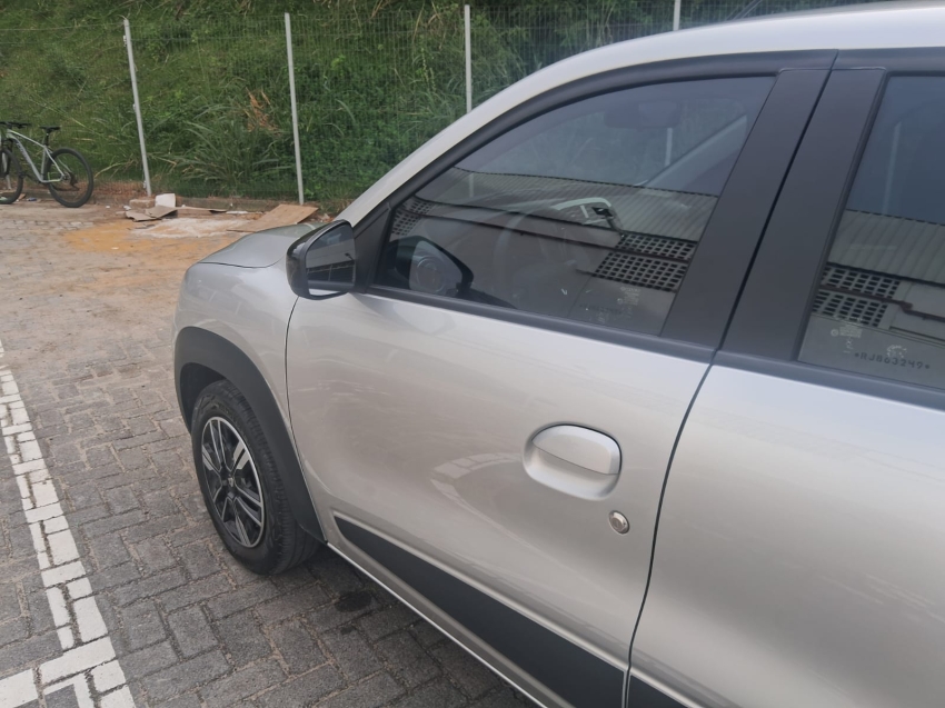 kwid intense 1.0 manual6
