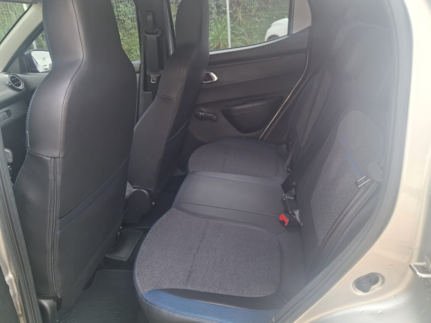 kwid intense 1.0 manual9