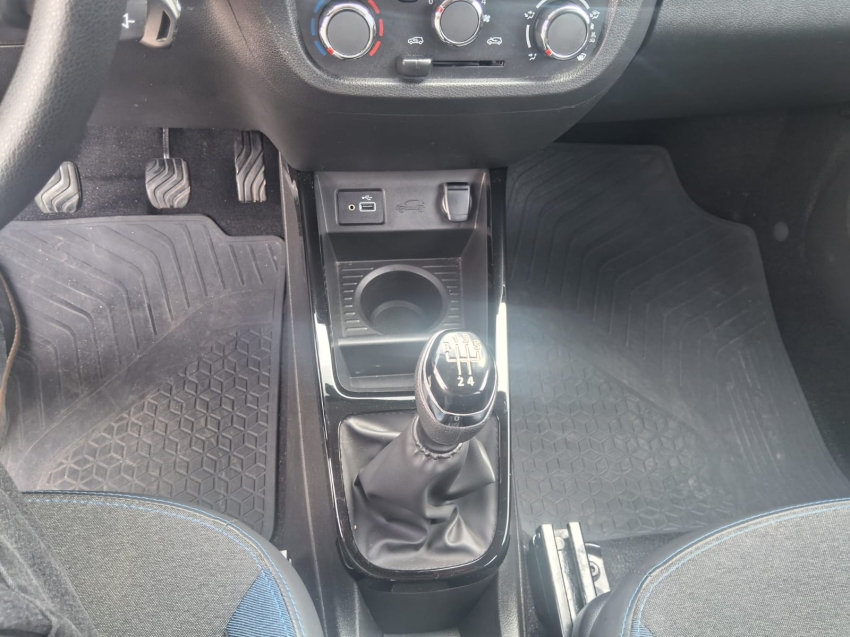 kwid intense 1.0 manual13