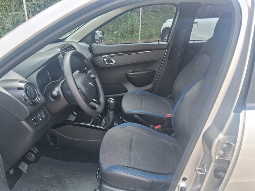 kwid intense 1.0 manual8