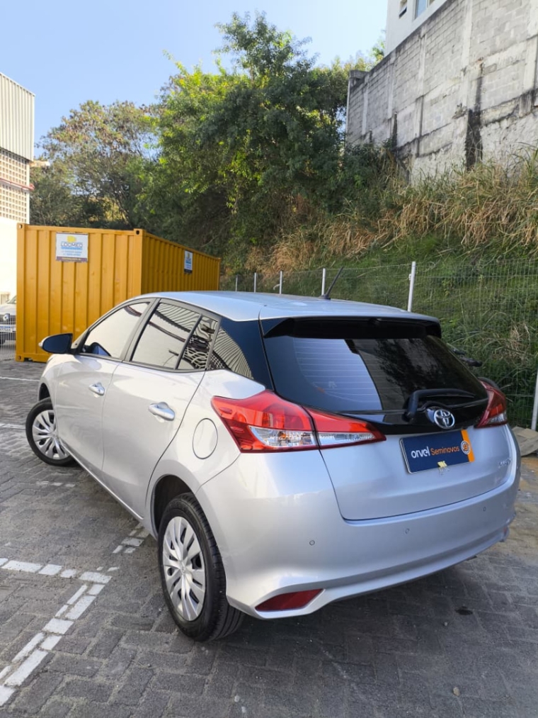 yaris xl 1.5 automatico3