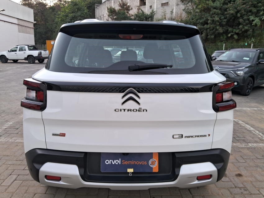 c3 aircross shine 7l 1.0 turbo 200 automatico5