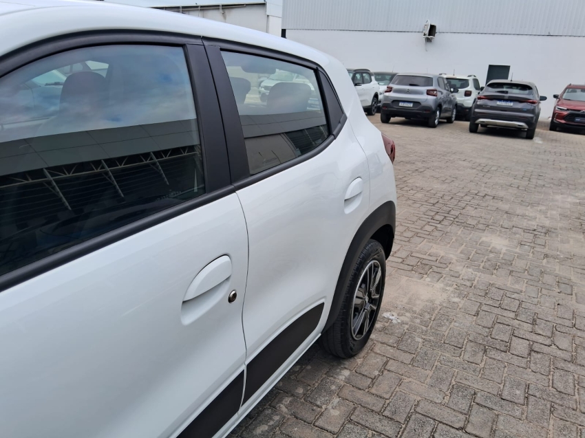 kwid intense 1.0 manual7