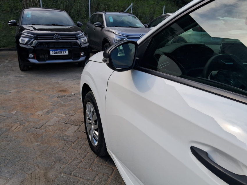 peugeot 208 like 1.0 manual7