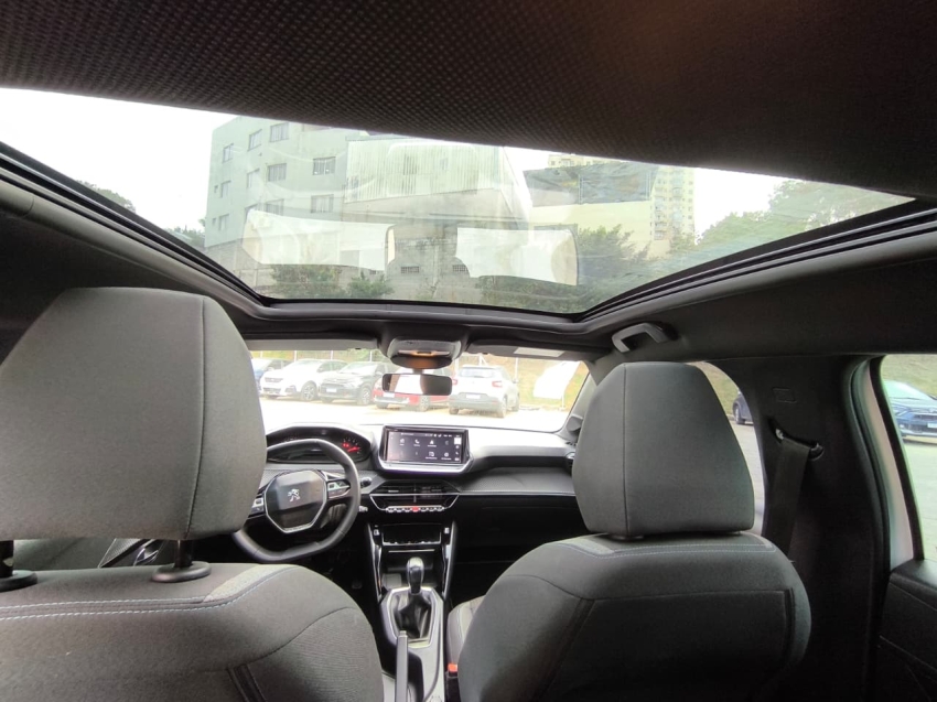 peugeot 208 style 1.0 manual13