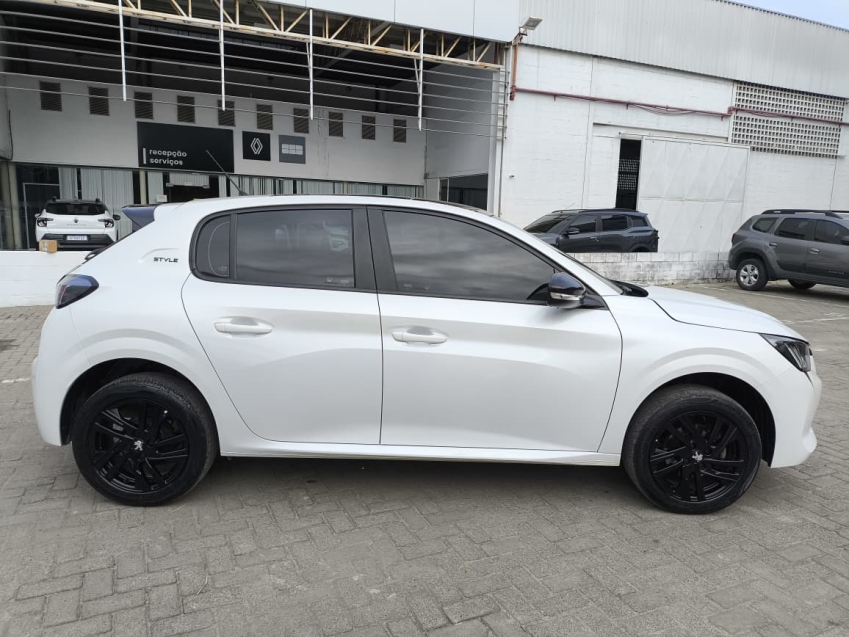 peugeot 208 style 1.0 manual5