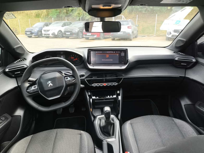 peugeot 208 style 1.0 manual12