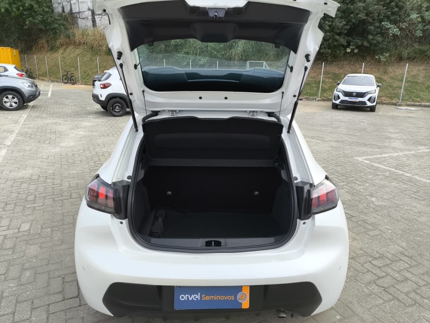 peugeot 208 style 1.0 manual6