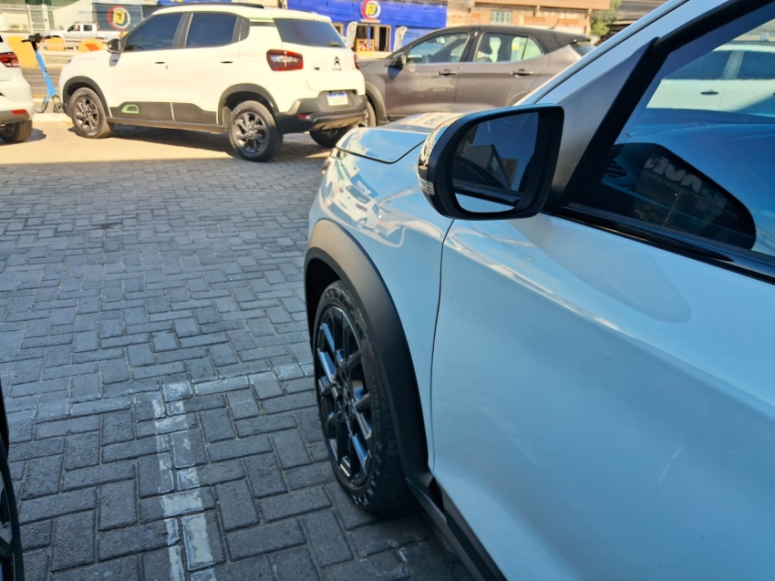 fastback 1.0 impetus hybrid automatico.6