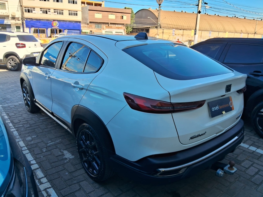 fastback 1.0 impetus hybrid automatico.3