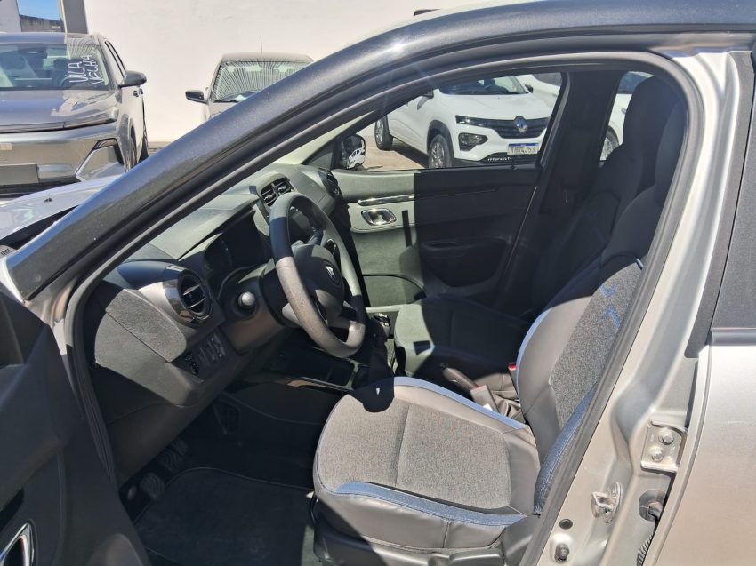 kwid iconic 1.0 sce 12v8