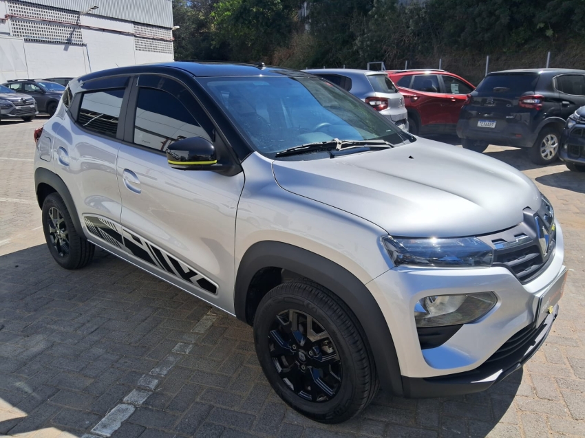 kwid iconic 1.0 sce 12v0