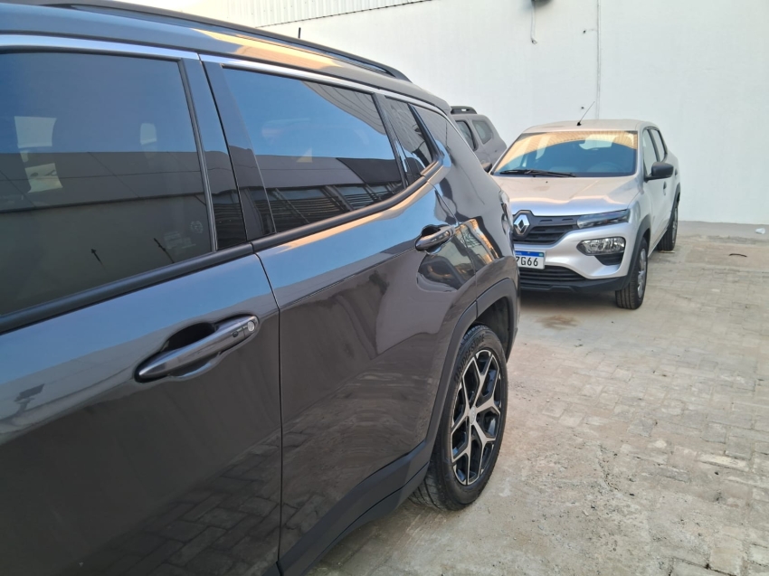 compass longitude 1.3 t270 automatico7