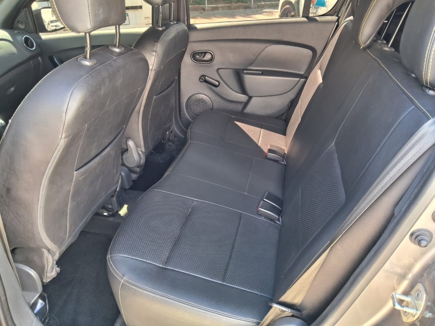 sandero s edition 1.0 12v flex9