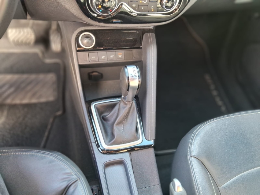 captur 1.3 intense x-tronic10