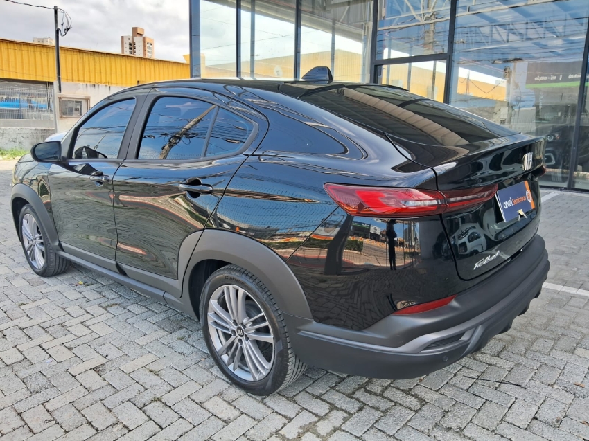 fastback 1.0 turbo 200 automatico3