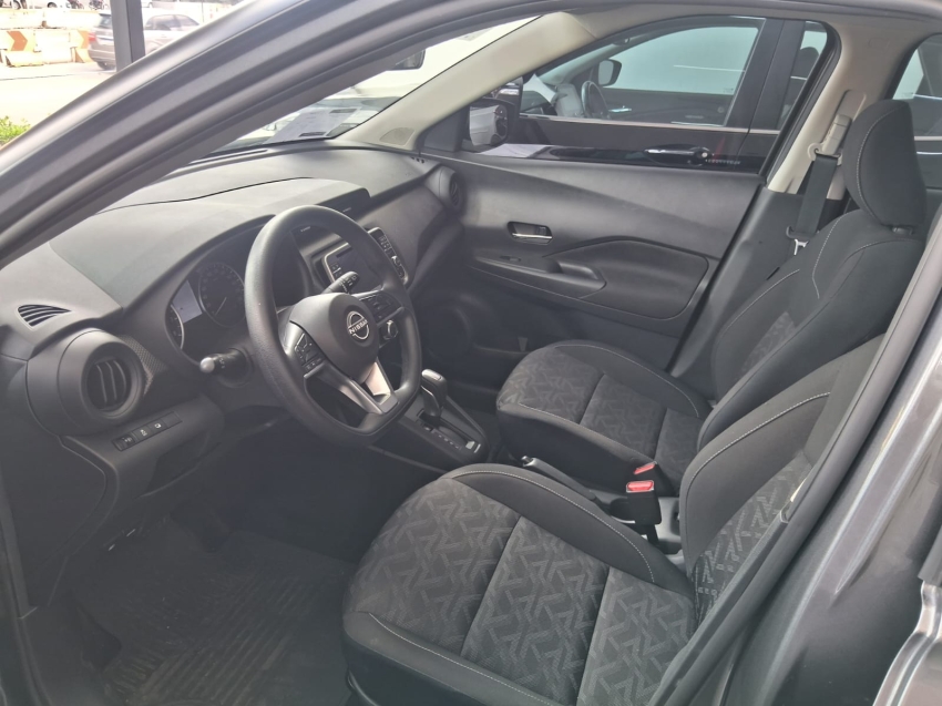 kicks play sense xtronic 1.6 16v10