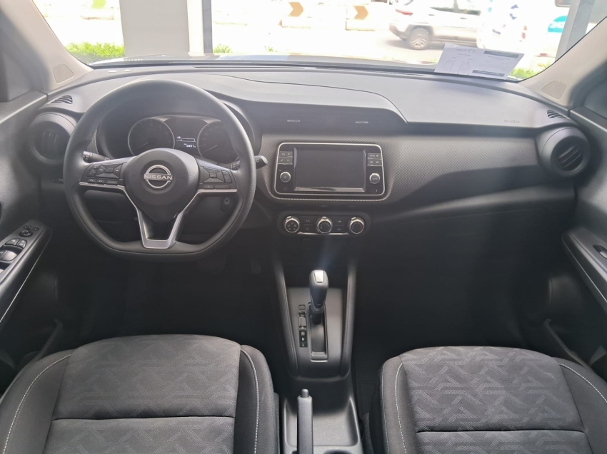 kicks play sense xtronic 1.6 16v13