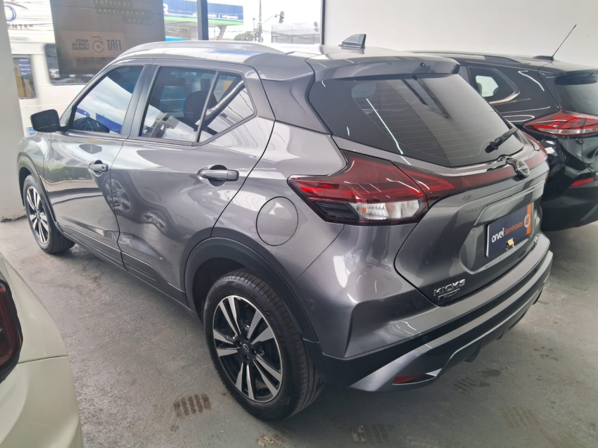kicks play sense xtronic 1.6 16v4