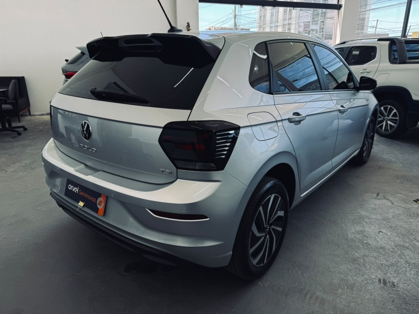polo higline 1.0 tsi automatico3