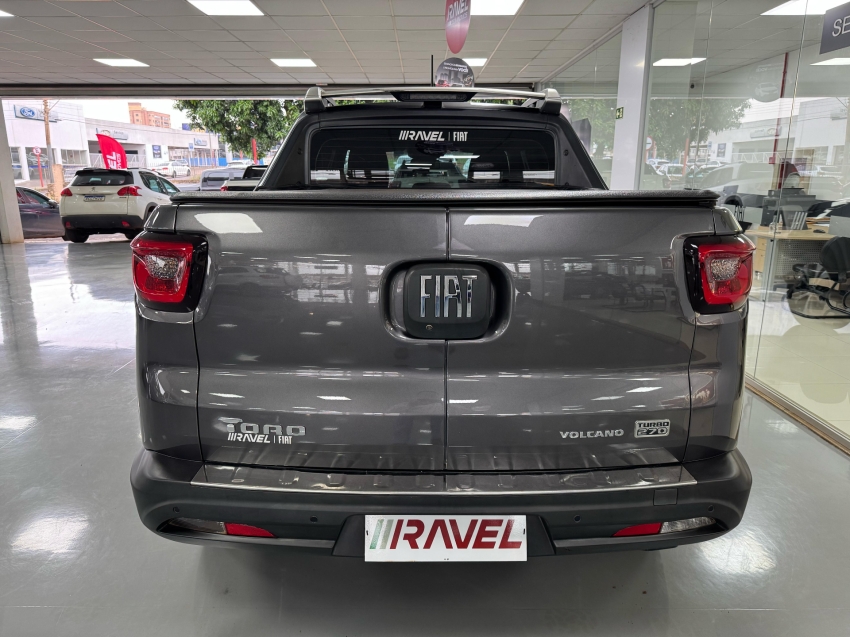 fiat toro 1.3 turbo 270 flex volcano at6. fiat toro 1.3 turbo 270 flex volcano at6.