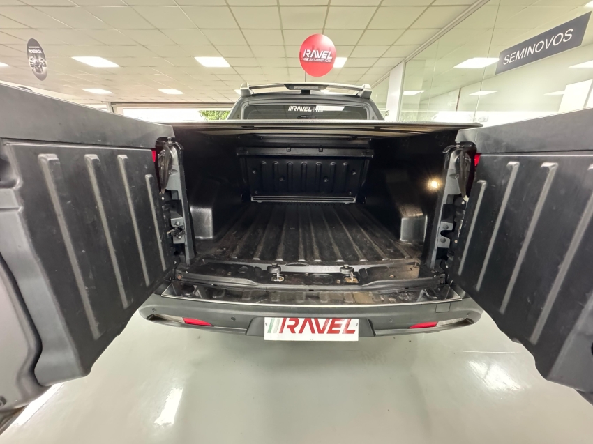 fiat toro 1.3 turbo 270 flex volcano at6. fiat toro 1.3 turbo 270 flex volcano at6.