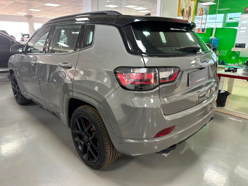 jeep compass 2.0 hurricane 4 turbo gasolina blackhawk at9 1.9 4p automatico 20253