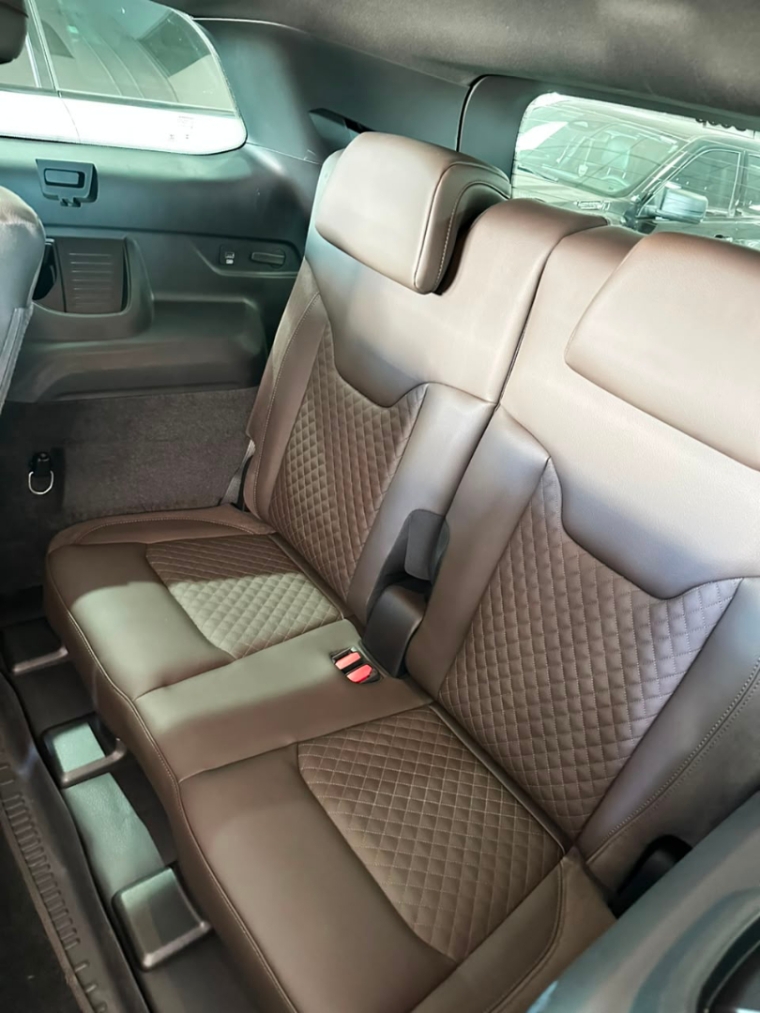 jeep commander 2.0 td380 turbo diesel overland at9 1.9 4p automatico 20258