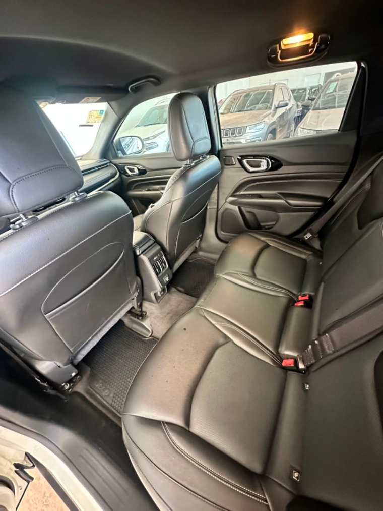 jeep compass 1.3 t270 turbo flex longitude at6 4p automatico 20226