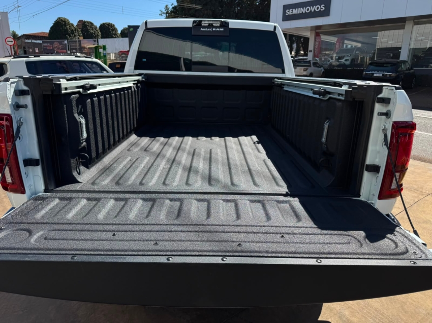 ram 2500 6.7 i6 turbo diesel laramie cd 4x4 automatico 4p 202511