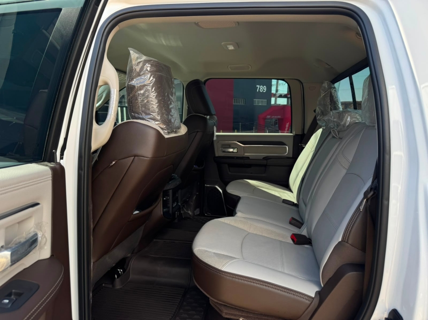 ram 2500 6.7 i6 turbo diesel laramie cd 4x4 automatico 4p 202510
