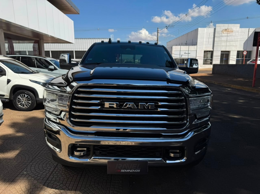 ram 3500 6.7 i6 turbo diesel limited longhorn cd 4x4 automatico 6.6 4p 20241