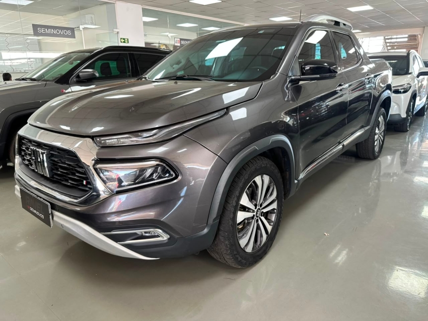 fiat toro 2.0 16v turbo diesel volcano 4wd at9 1.9 4p automatico 2024