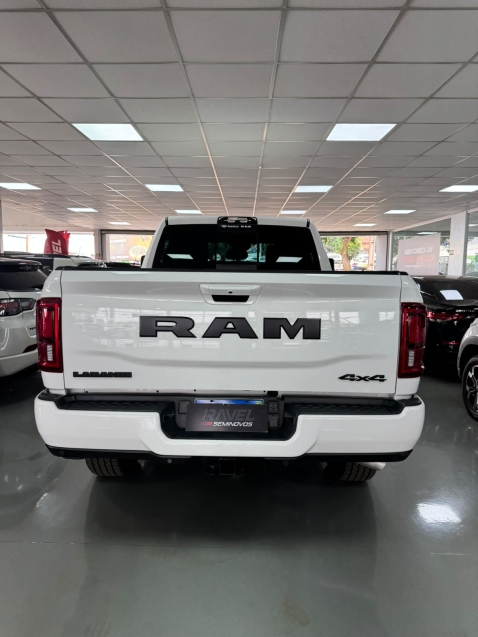 ram 3500 6.7 i6 turbo diesel laramie night edition cd 4x4 automatico 4p 20264