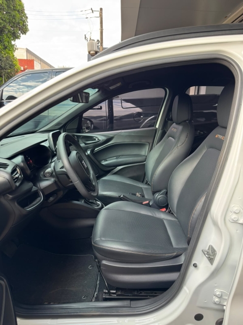 fiat argo 1.3 firefly flex trekking cvt 4p automatico 20258