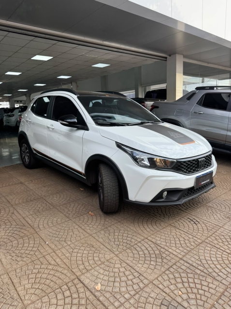 fiat argo 1.3 firefly flex trekking cvt 4p automatico 20252