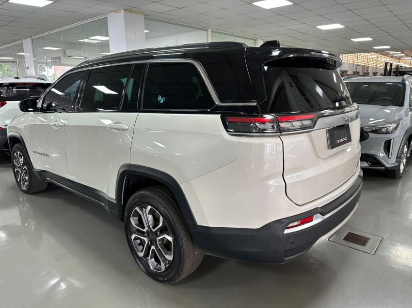 jeep commander 2.0 td380 turbo diesel limited at9 1.9 4p automatico 20223