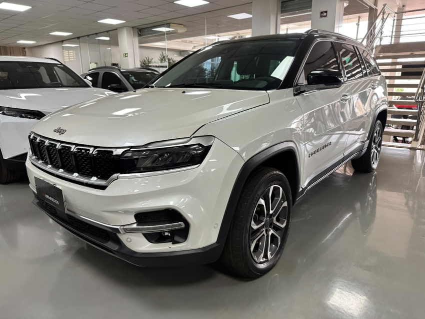 jeep commander 2.0 td380 turbo diesel limited at9 1.9 4p automatico 2022