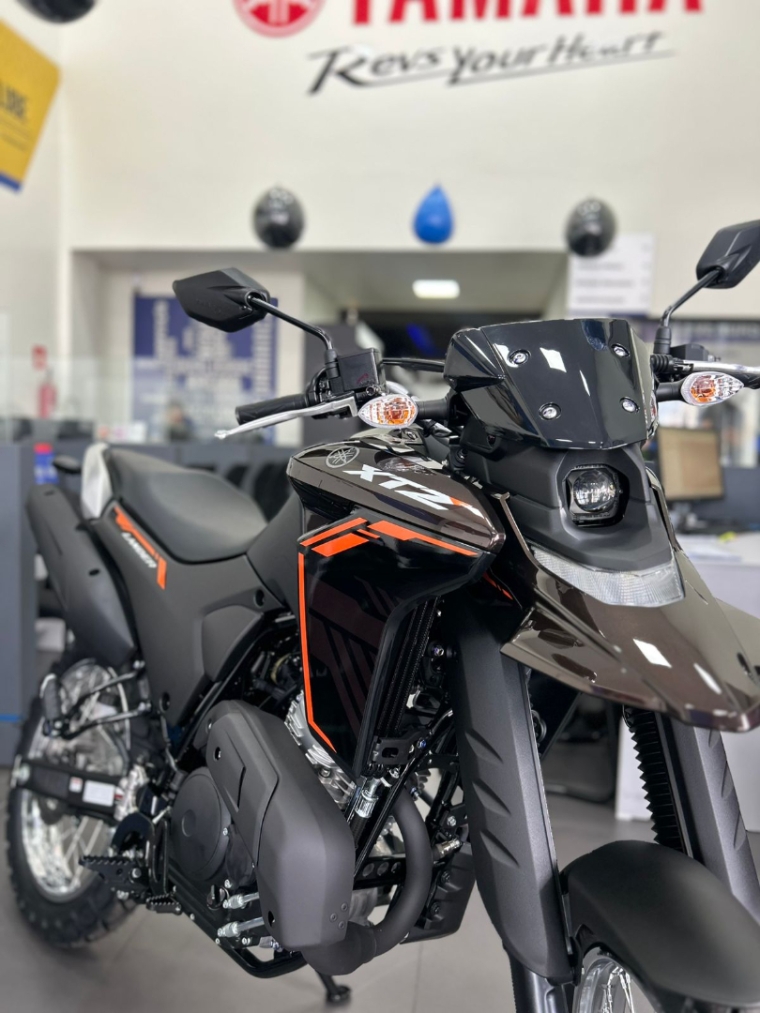 LANDER 250 CONNECTED - CONDIÇÕES ILIMITADAS2