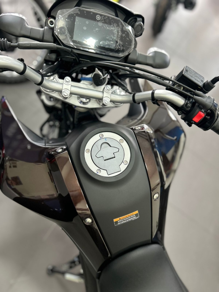 LANDER 250 CONNECTED - CONDIÇÕES ILIMITADAS6