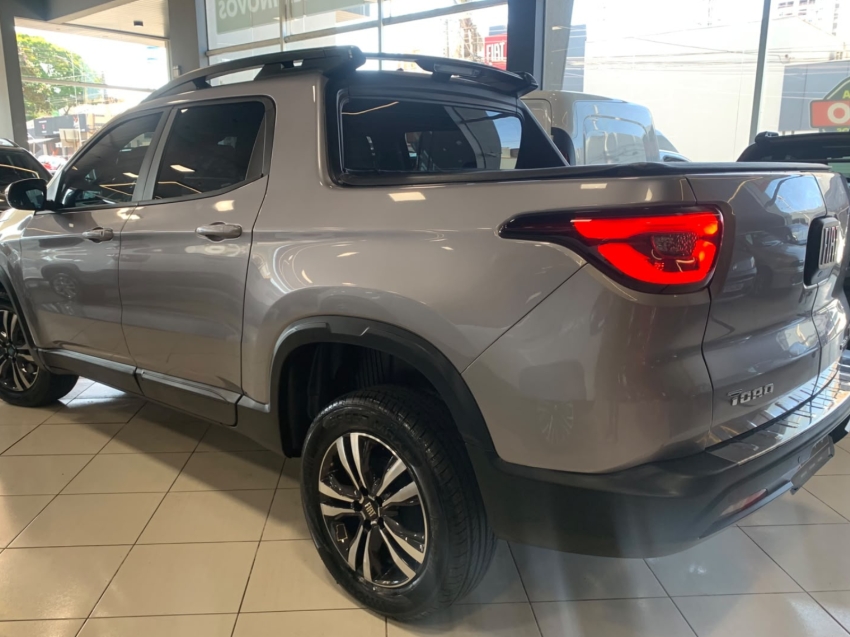 fiat toro 1.3 turbo 270 flex freedom at6 4p automatico 20244