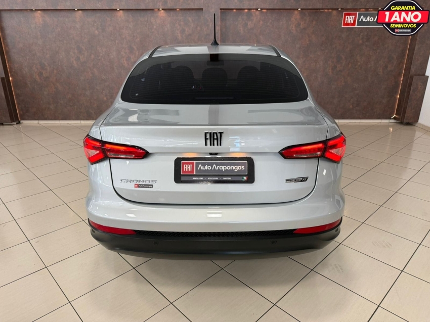 fiat cronos precision at4