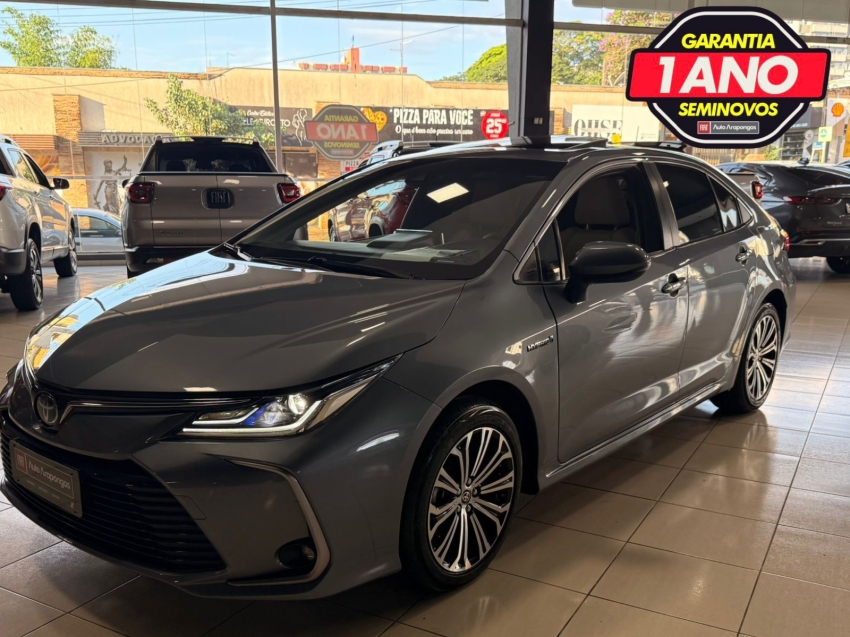 corolla altis hybrid2