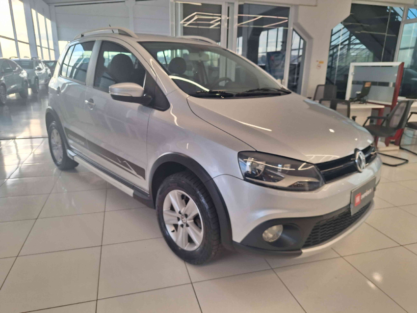 volkswagen crossfox 1.6 mi flex 8v 4p manual 2011 volkswagen crossfox 1.6 mi flex 8v 4p manual 2011