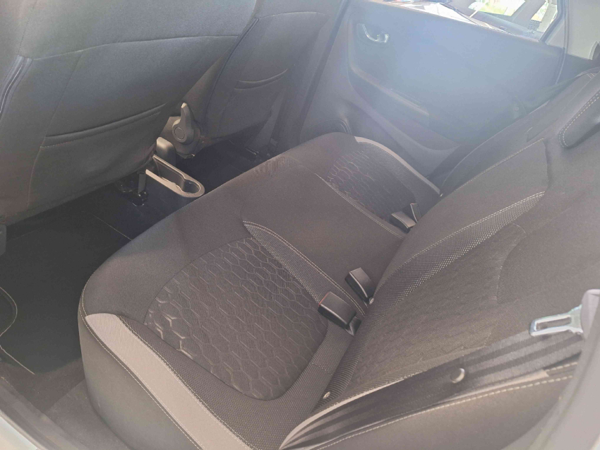 renault captur 1.6 16v sce flex zen manual 4p 2018 renault captur 1.6 16v sce flex zen manual 4p 2018