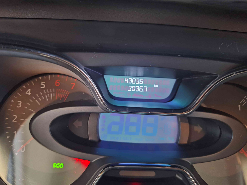 renault captur 1.6 16v sce flex zen manual 4p 2018 renault captur 1.6 16v sce flex zen manual 4p 2018