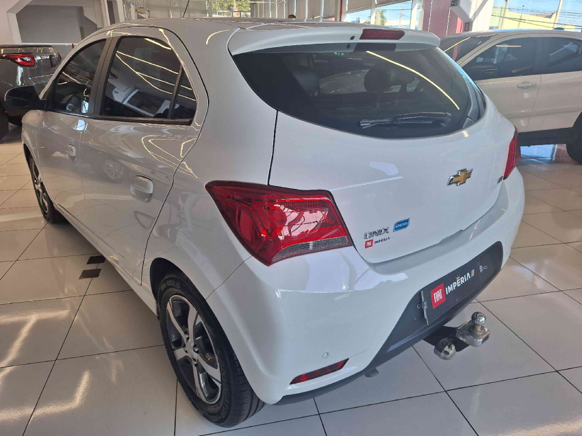 chevrolet onix 1.4 mpfi ltz 8v flex 4p automatico 2018 chevrolet onix 1.4 mpfi ltz 8v flex 4p automatico 2018
