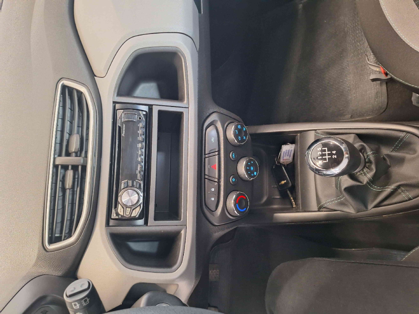chevrolet onix 1.0 mpfi lt 8v flex 4p manual 2015 chevrolet onix 1.0 mpfi lt 8v flex 4p manual 2015