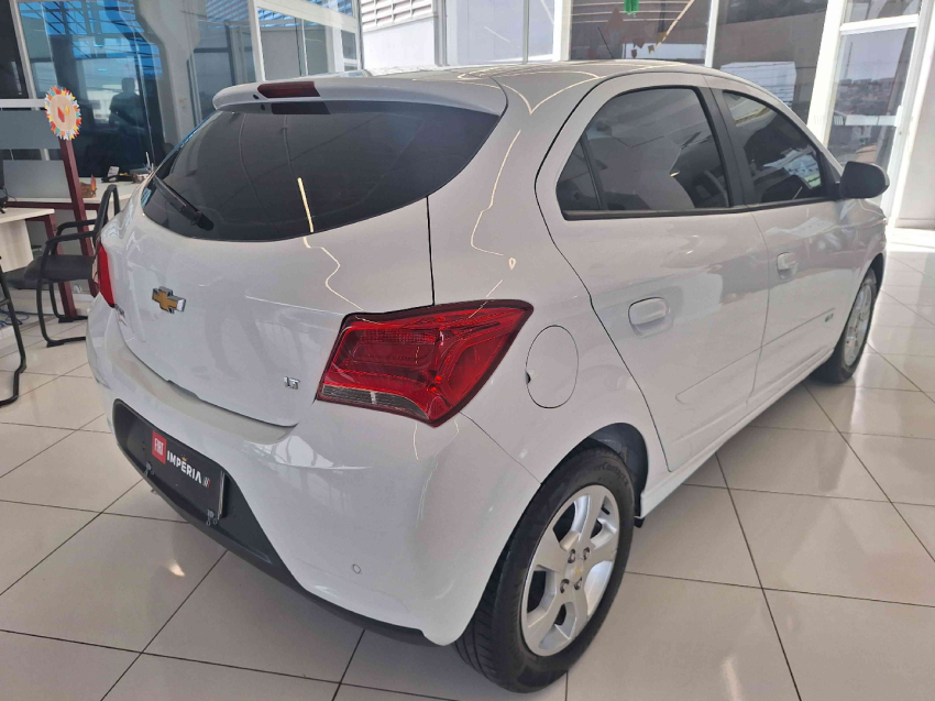 chevrolet onix 1.4 mpfi lt 8v flex 4p manual 2019 chevrolet onix 1.4 mpfi lt 8v flex 4p manual 2019
