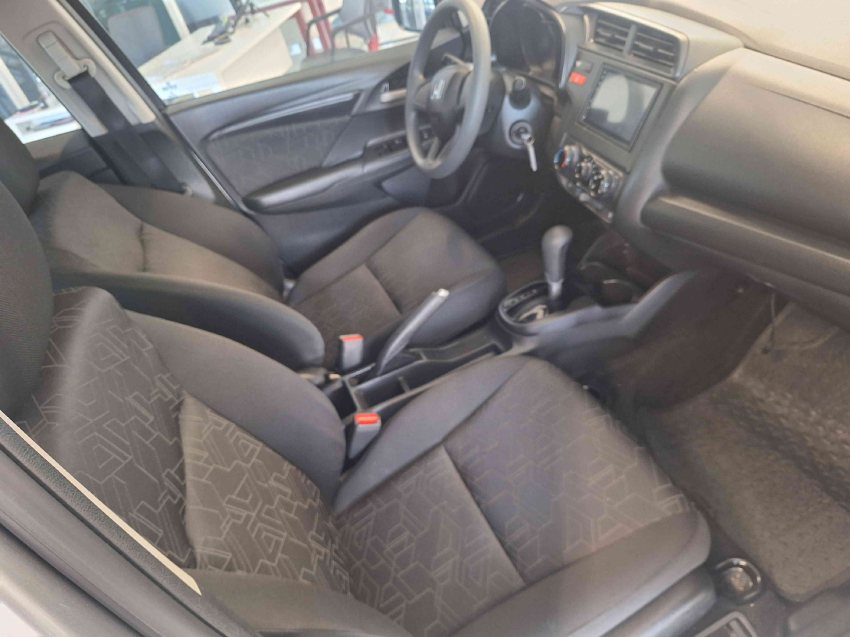 honda fit 1.5 lx 16v flex 4p automatico 2015